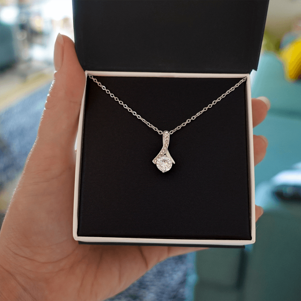 To My Wife, Mom, Daughter - Alluring Beauty Necklace with a Luxury  Box - Gift For Anniversary, Birthday, Christmas or Valentine Day