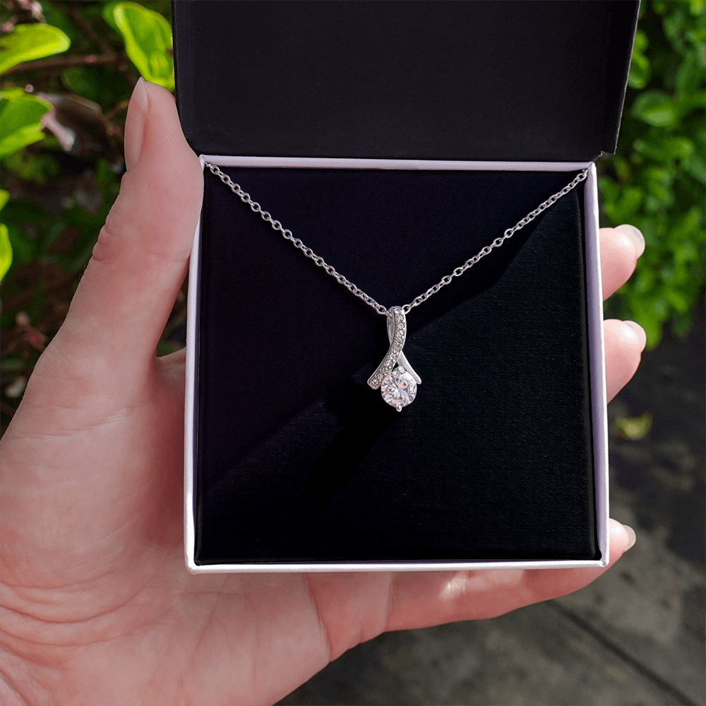 To My Wife, Mom, Daughter - Alluring Beauty Necklace with a Luxury  Box - Gift For Anniversary, Birthday, Christmas or Valentine Day